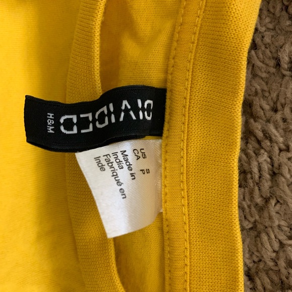 women top! - Picture 2 of 2